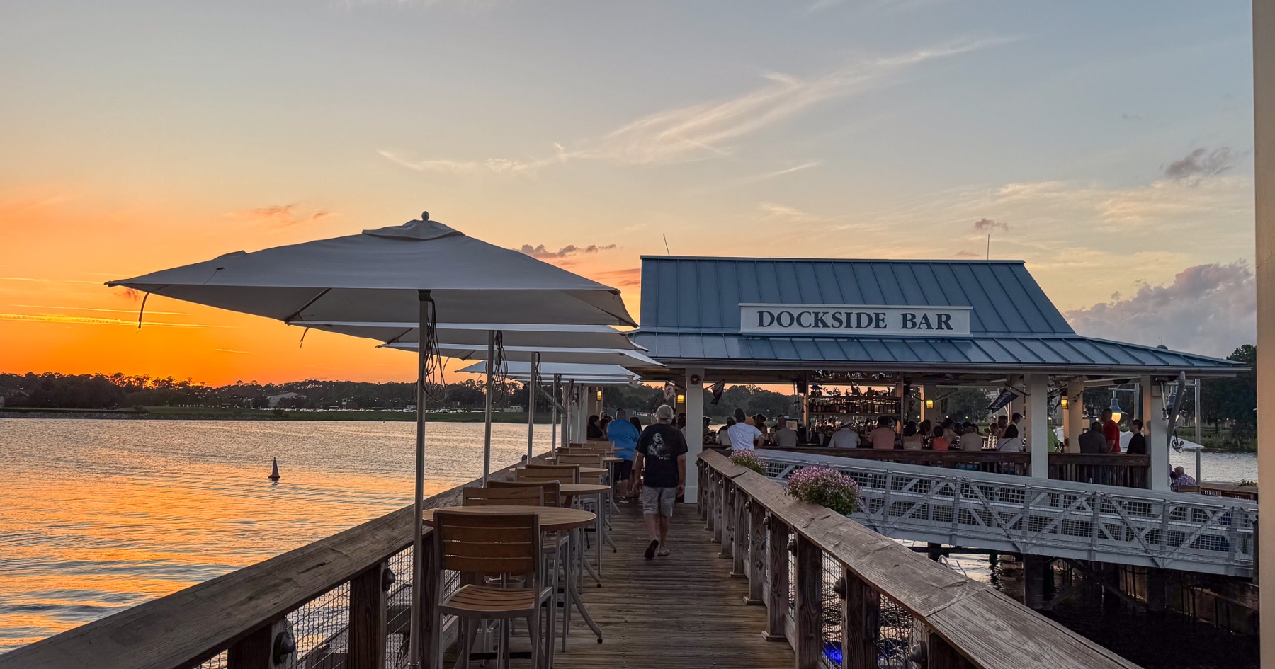 The Boathouse Dock Bar